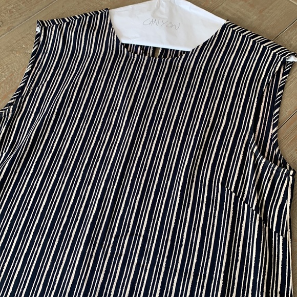 MM LaFleur black and white tunic blouse small EUC - Picture 2 of 6